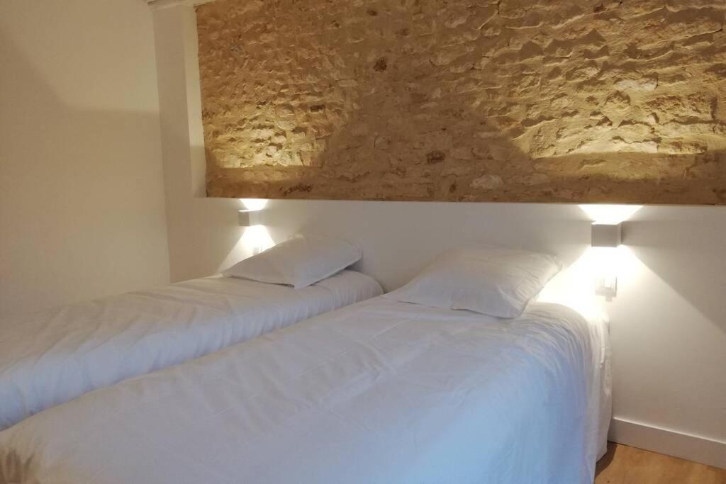Maison Terracotta, Le Calme Aux Portes De Poitiers Saint-Julien-l'Ars エクステリア 写真